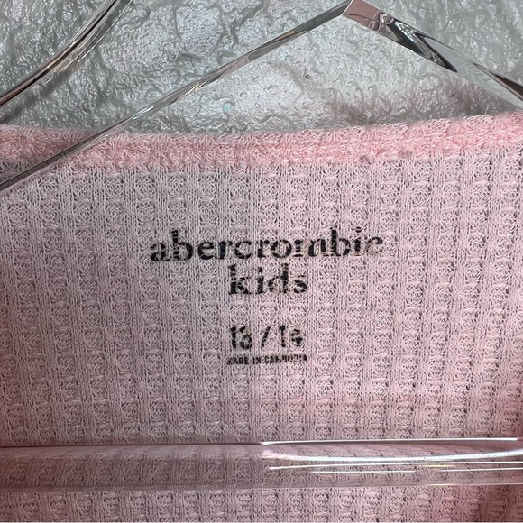 BNWOT Abercrombie Kids Pink Long Sleeve Waffle Knit Top - Picture 4 of 7